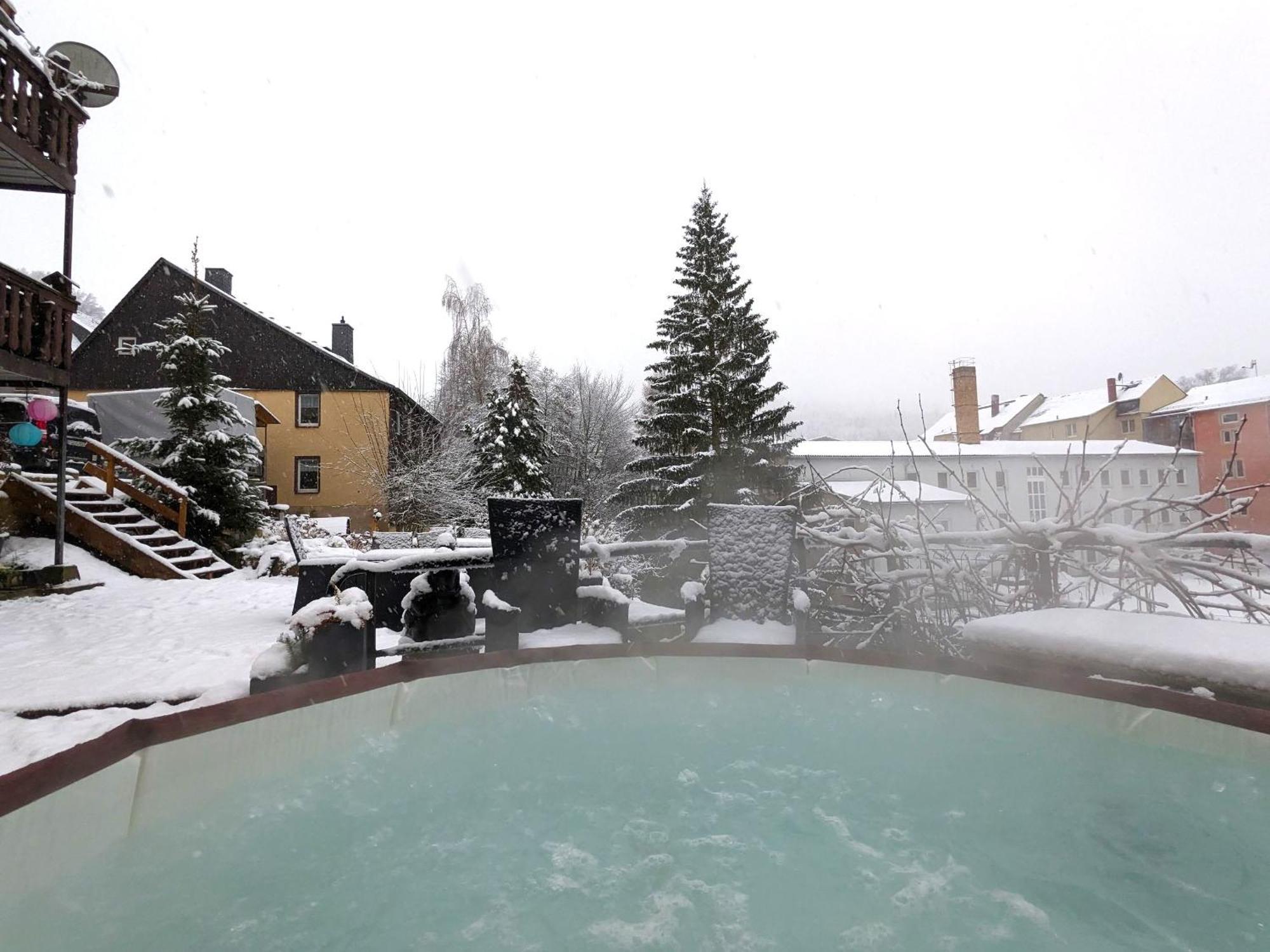 Hw2B - Urlaubsmagie - Wohlfuehlwohnung Mit Balkon, Pool, Sauna & Terrasse เซบนิทซ์ ภายนอก รูปภาพ